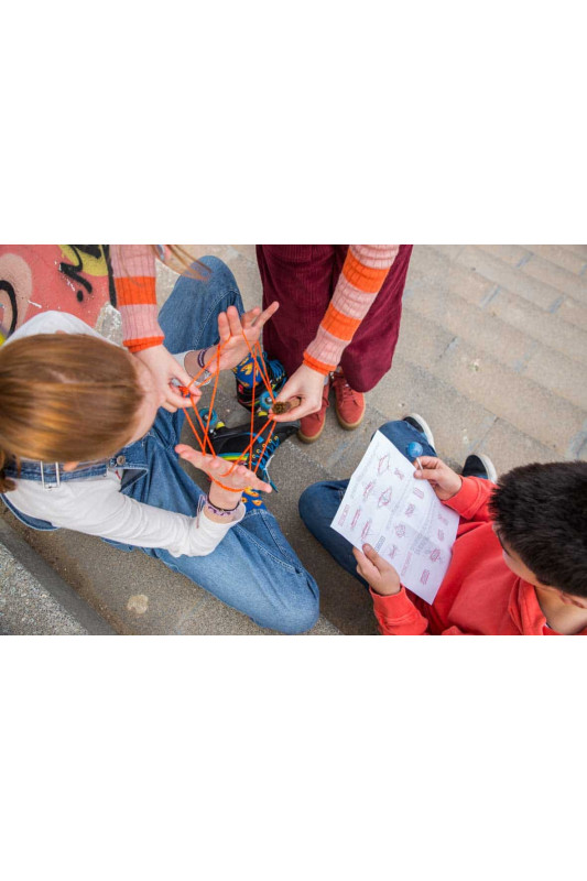 Juego de figuras de cuerda